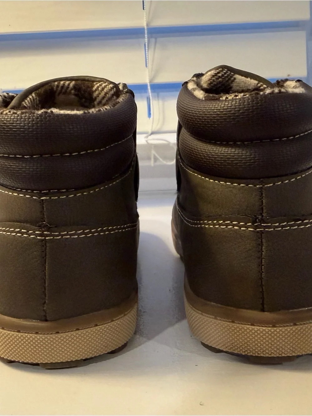 Eddie Bauer Kids Brown with plaid lining Velcro boots size 11 little kids